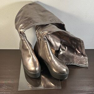 Nature Breeze Metallic Silver Women's Boots